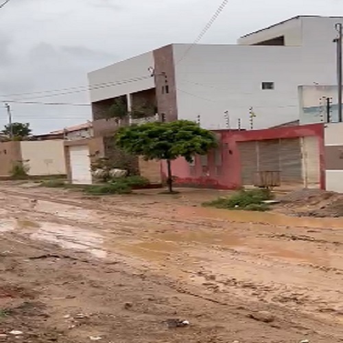 Forte chuva supera 100 mm no Povoado da Tapera, em Petrolina (PE) – Blog  Edenevaldo Alves