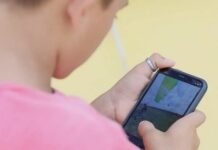 Uso de internet por crianças entre 6 e 8 anos dobrou na última década