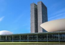Congresso aumenta punição a crimes sexuais online contra crianças