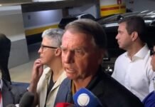 PL suspende salário e atividades partidárias de Bolsonaro