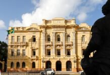 Governo do Pernambuco transfere ponto facultativo do Dia do Servidor Público Estadual