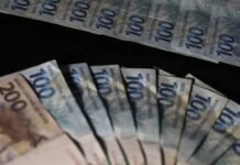 Abono salarial começa a ser pago nesta segunda (16)