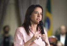 Governadora Raquel Lyra registra boletim de ocorrência por conteúdos falsos com pedido de Pix em seu nome