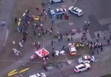 Atiradores matam 11 pessoas em evento judaico da Austrália; um suspeito é morto e outro, detido