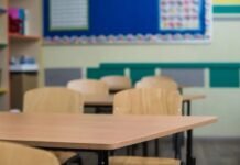 Escolas de Teresina (PI) devem substituir sinais sonoros para proteger alunos autistas a partir de 2026