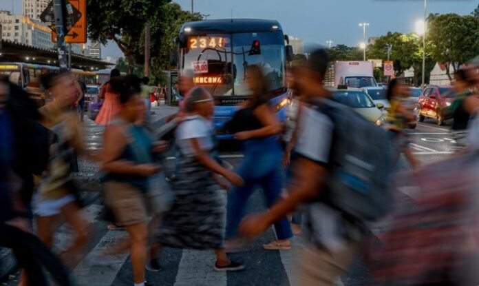 trabalho pessoas foto de fernando frazao