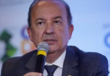 Governador de Santa Catarina sanciona lei que proíbe cotas raciais em universidades