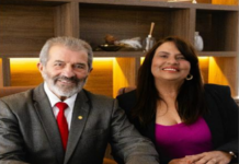 Gonzaga Patriota afirma em nota, que sua esposa Rocksana não será candidata a deputada