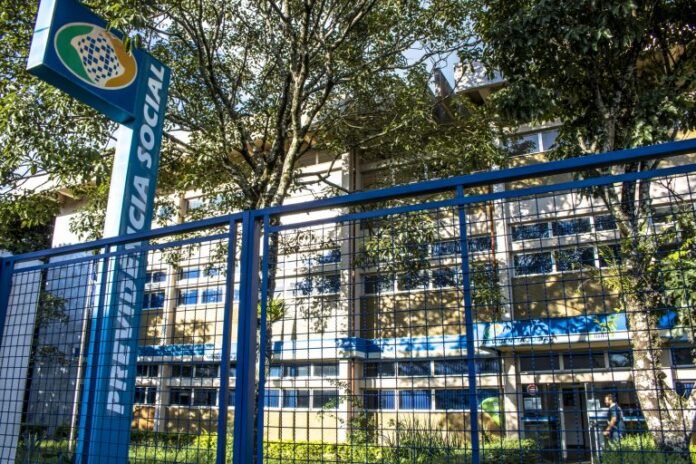 previdencia social deposiphotos