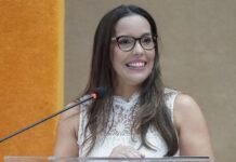 Adriana Vasconcelos toma posse como superintendente da Polícia Federal em Pernambuco