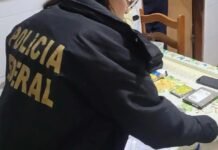 Polícia Federal faz operação para combater apologia ao nazismo na internet