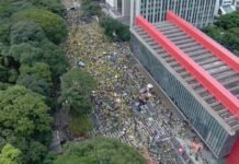 Manifestantes fazem ato contra Lula e ministros do STF na Avenida Paulista
