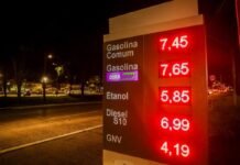 Preço da gasolina em Pernambuco chega a R$ 7,45 e é o maior do Nordeste