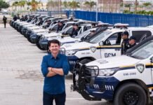 Prefeito Simão Durando entrega 11 novas viaturas para a Guarda Civil de Petrolina (PE)