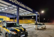 PRF identifica adulteração em motor de veículo durante fiscalização na BR-428, em Petrolina (PE)