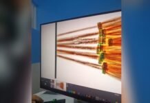 Mulher é presa ao tentar entrar em presídio da Bahia com drogas e remédio para disfunção erétil escondidos em vassouras