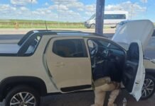 Homem troca carro por caminhonete furtada e é preso pela PRF em Petrolina (PE)