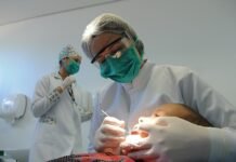 Comissão do senado aprova piso de R$ 13.662 para médicos e cirurgiões-dentistas