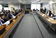 Comissão da Câmara dos Deputados concede vista das PEC’s da escala 6×1 e votação fica para depois