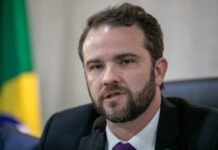 Guerra no Oriente Médio pode afetar fertilizantes e alimentos, diz ministro da Fazenda