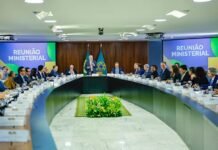 Ao menos 17 ministros deixaram cargos para concorrer às eleições