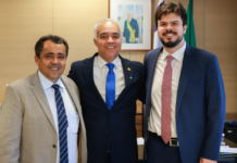 Orlando Tolentino na companhia do deputado federal Fernando Filho visita Ministro das Cidades