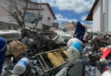 Equipes do Petrolina + Limpa recolhem cerca de 18 toneladas de resíduos em residência