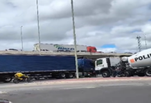 Caminhões pesados circulam irregularmente em horários de pico pela Ponte Presidente Dutra; veja o vídeo