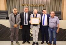 Professor Adalmi de Souza Nunes recebe Medalha Dom Malan na Câmara de Petrolina