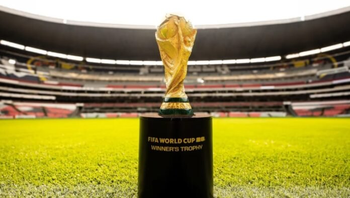 taça copa do mundo foto manuel velasquez fifa via getty images