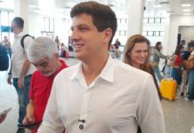 Em visita a Petrolina (PE), João Campos diz que está animado com resultados de pesquisas