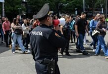 Terremoto atinge México e América Central; Estados Unidos emitem alerta de tsunami