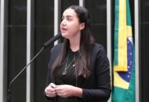 Comissão aprova proposta que obriga escolas a comunicar suspeita de trabalho infantil