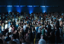 Abertura de Conferência na Paraíba intercede por famílias das vítimas de acidente da Igreja Verbo da Vida de Petrolina (PE)