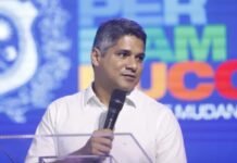 Deputado Renato Antunes solicita que creche em Petrolina (PE) receba nome de Alba Simões