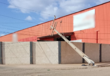 Poste de alta tensão cai no Distrito Industrial de Juazeiro (BA) e preocupa quem passa pela BA-210