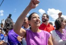 Eleições 2026: Raquel Lyra inicia ato político com caminhada pelas ruas do Recife (PE)