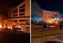 Dois veículos pegam fogo em Juazeiro (BA)