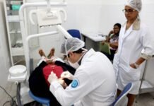 Projeto fixa piso salarial de R$ 3.624 para auxiliares médicos e odontológicos