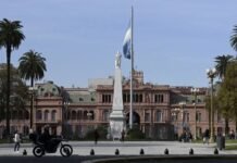 Pobreza cresce na Argentina e atinge um terço da população; crianças são as mais afetadas