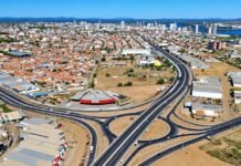 Ao lado do ministro dos Transportes, Simão Durando entrega duplicação da Honorato Viana em Petrolina