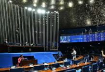 Comissão de Justiça do Senado conclui votação de PEC que põe fim à escala 6×1