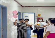 A paciente Isabel toca o Sino da Esperança e emociona no Hospital Dom Tomás em Petrolina (PE)