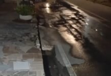 Caos na Compesa em Petrolina: Diversos pontos de esgoto estourado na rua Conde dos Arcos no Gercino Coelho, denuncia moradora