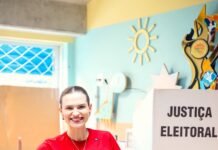 Marília Arraes vota no Recife e segue para acompanhar a apuração ao lado de Lula, em São Paulo