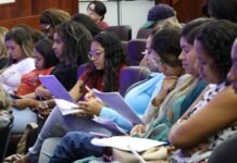 Prefeitura de Petrolina promove aulão solidário para o ENEM e oferece apoio psicológico a estudantes
