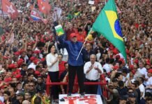 Em virada histórica, Lula derrota Flávio Bolsonaro e chega ao quarto mandato como presidente