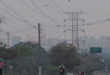 Manaus (AM) amanhece sob fumaça e lidera poluição no país