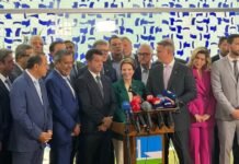 PP e União Brasil anunciam apoio a Flávio Bolsonaro no segundo turno